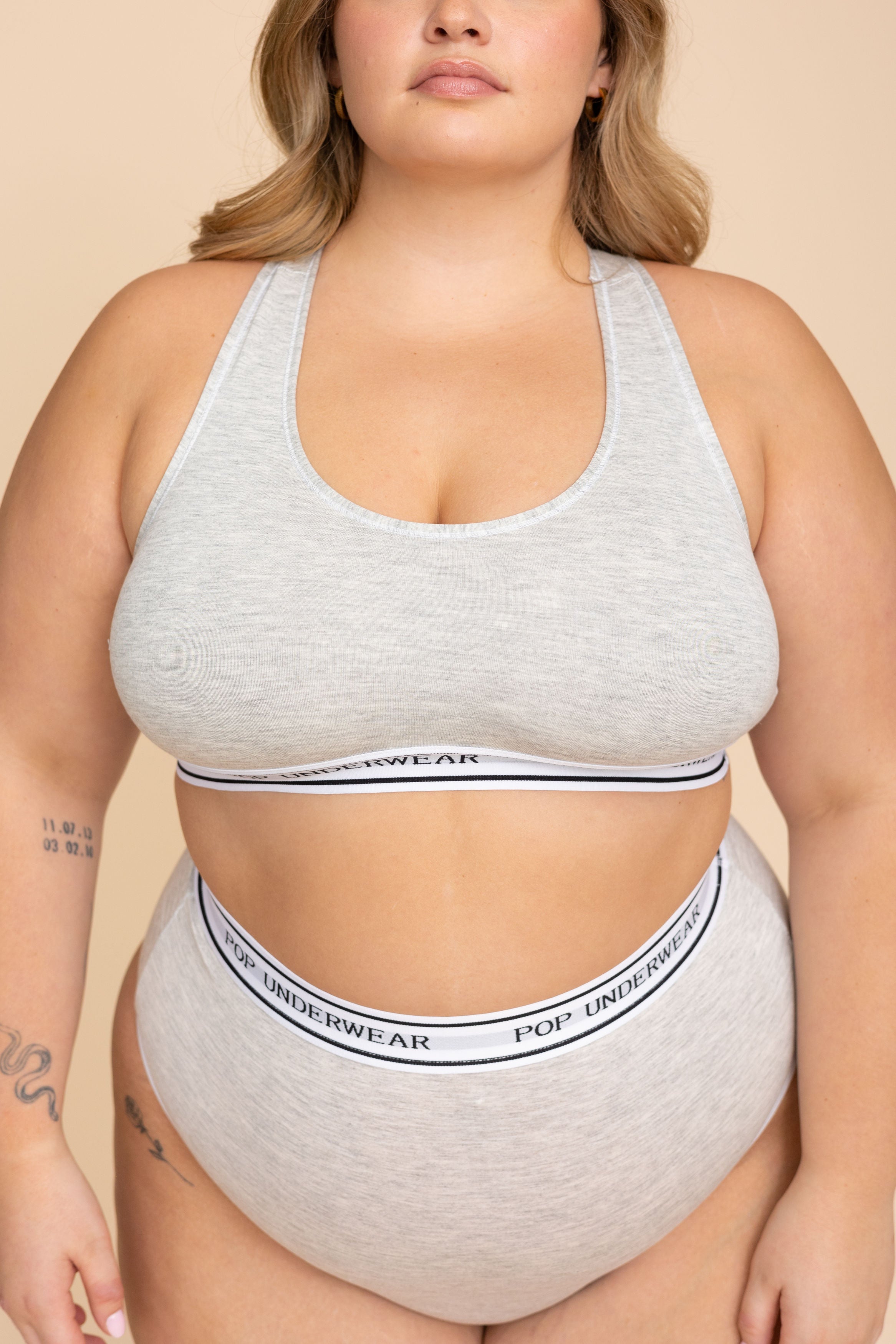 Sports Top "GRAY"